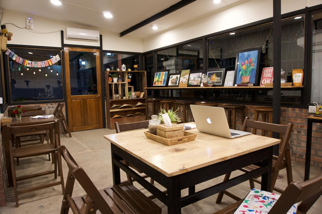 Celia Hostel Mandalay Exteriér fotografie