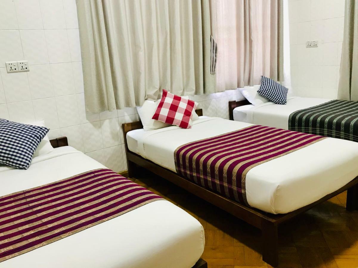 Celia Hostel Mandalay Exteriér fotografie