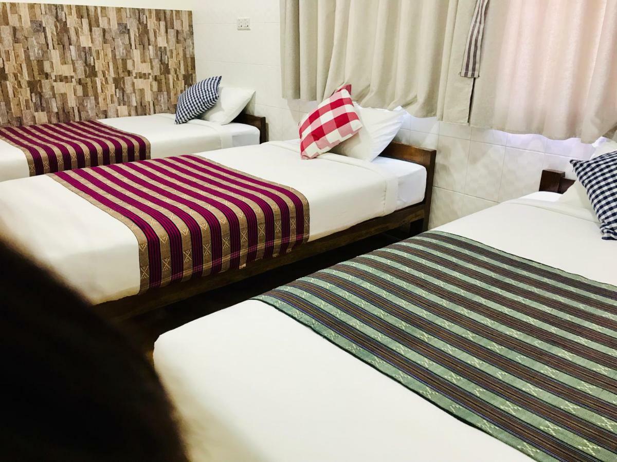 Celia Hostel Mandalay Exteriér fotografie
