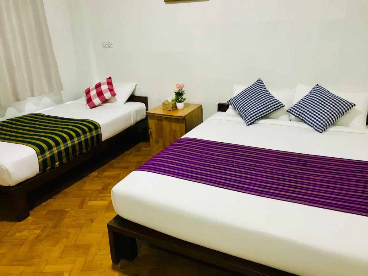 Celia Hostel Mandalay Exteriér fotografie
